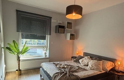 Location d’un appartement confortable de 2 pièces, 53 m², dans le quartier Nadodrze, Wrocław, Pologne